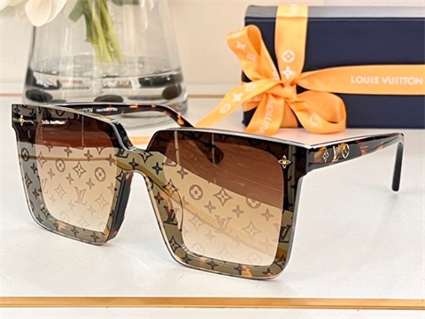 LV sunglass-357